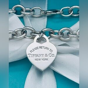 Tiffany‎ & Co.  SS Vintage Medium RTT Heart Tag Necklace 16.25” EUC